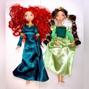 Set of 2 Disney Brave Dolls • Merida • Queen Elinor